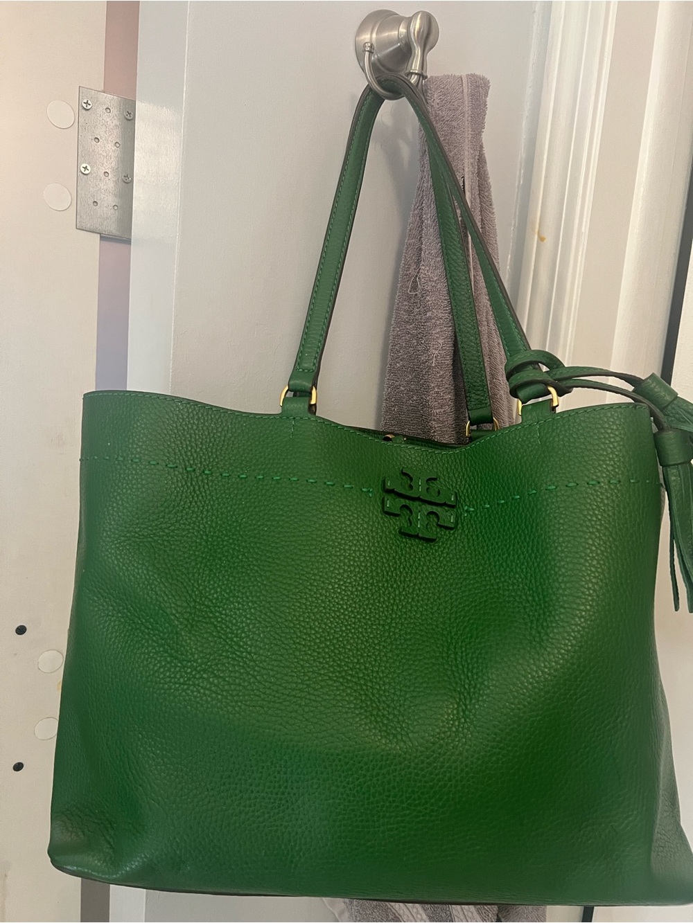 Tory Burch Emerald Green Pebbled Leather Tote with Tassel - Picture 2 of 6